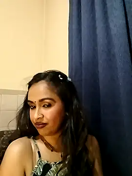 cute indianxo online show from 28, 4, 2026
