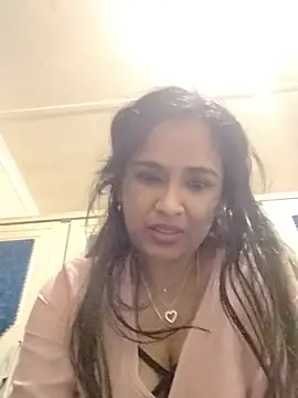 Snapshot of cute_indianxo chatting on 13, 7, 2026 cute indianxo online show from 13, 7, 2026