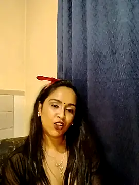 cute indianxo online show from 2, 4, 2026