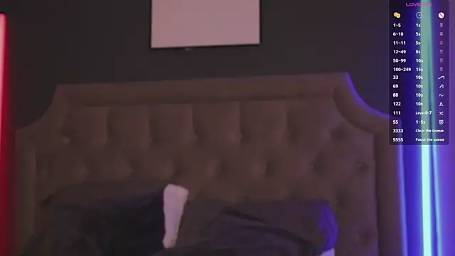 MiuMiuSasha online show from 5, 10, 2025