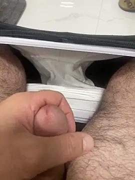 Heros2000 online show from 18, 11, 2025