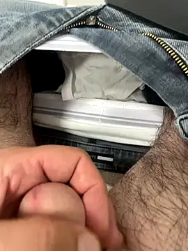 Heros2000 online show from 19, 10, 2025