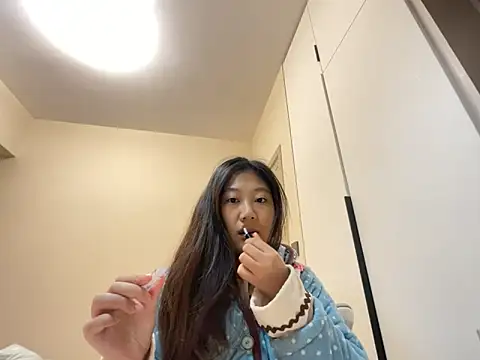 xena0501 online show from 27, 11, 2025