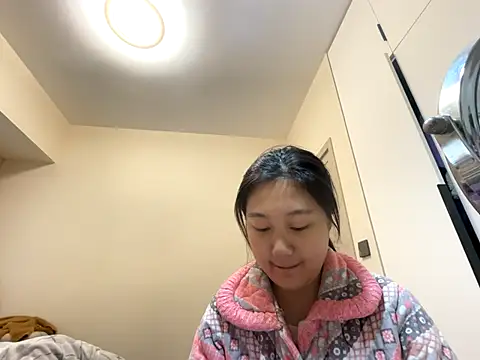 Snapshot of xena0501 chatting on 15, 12, 2025 xena0501 online show from 15, 12, 2025