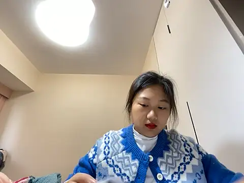 xena0501 online show from 8, 11, 2025