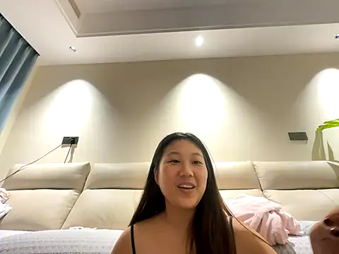 xena0501 online show from 4, 10, 2025