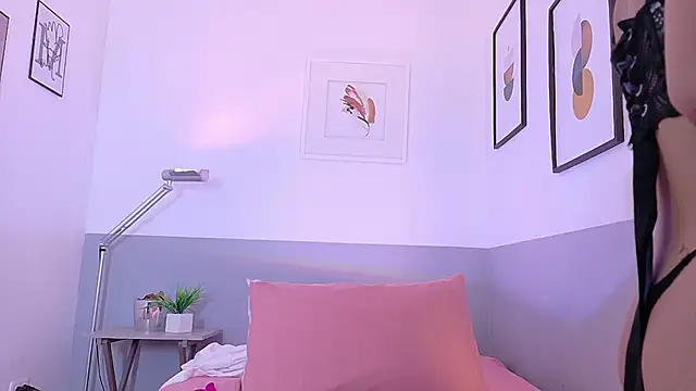 Snapshot of cutepetitee chatting on 3, 2, 2026 cutepetitee online show from 3, 2, 2026