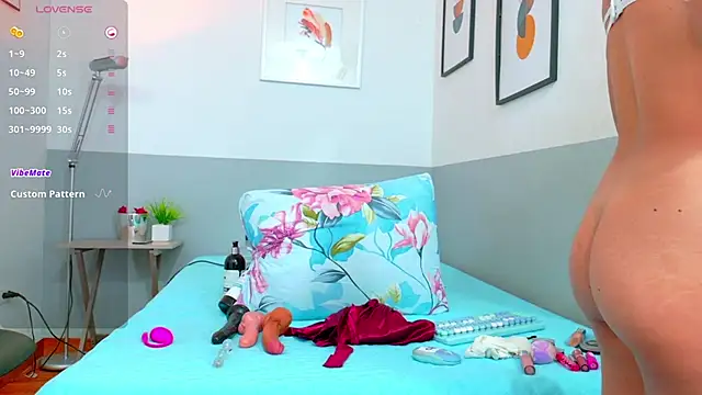 cutepetitee online show from 27, 9, 2025