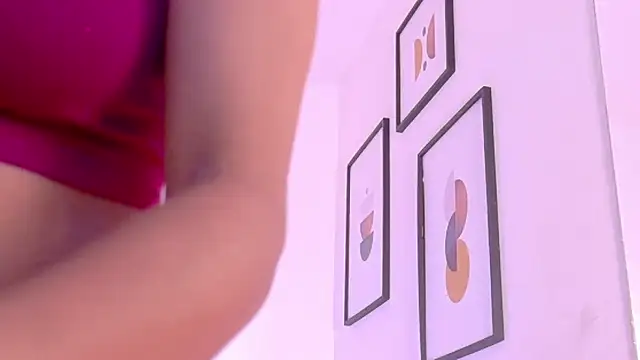 Snapshot of cutepetitee chatting on 24, 2, 2026 cutepetitee online show from 24, 2, 2026