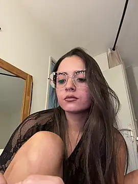 GiuliaDollx online show from 4, 5, 2026