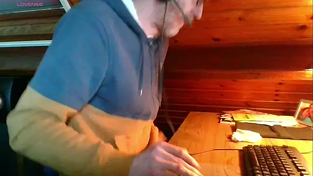 Snapshot of Vrenico-SC chatting on 9, 2, 2026 Vrenico-SC online show from 9, 2, 2026