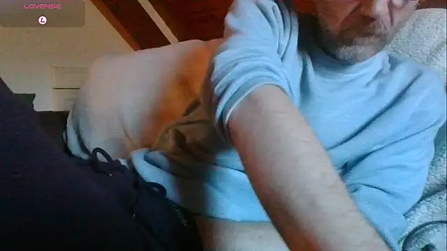 Snapshot of Vrenico-SC chatting on 2, 3, 2026 Vrenico-SC online show from 2, 3, 2026