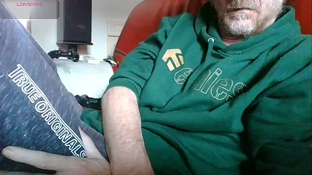 Snapshot of Vrenico-SC chatting on 5, 10, 2025 Vrenico-SC online show from 5, 10, 2025