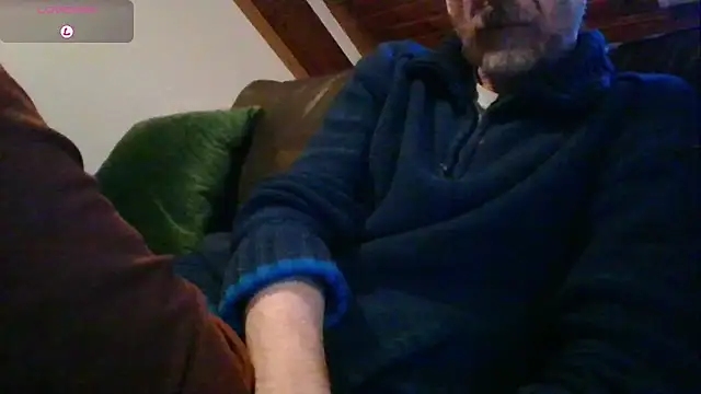 Snapshot of Vrenico-SC chatting on 27, 11, 2025 Vrenico-SC online show from 27, 11, 2025