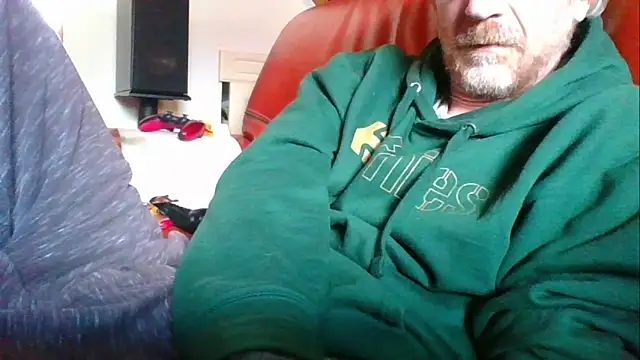 Snapshot of Vrenico-SC chatting on 4, 10, 2025 Vrenico-SC online show from 4, 10, 2025