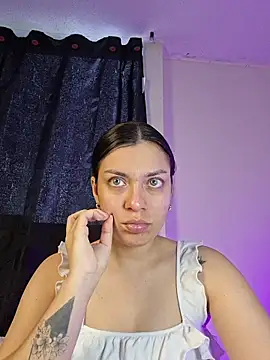 AmaiaSalvatore online show from 15, 5, 2026