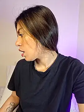 AmaiaSalvatore online show from 30, 11, 2025