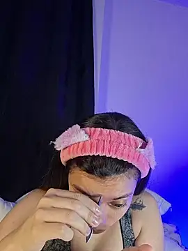 AmaiaSalvatore online show from 8, 1, 2026