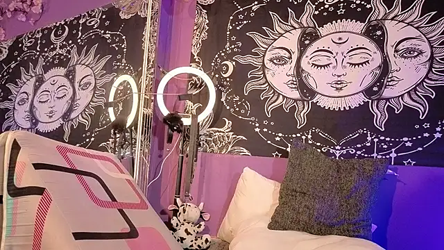 Gaia Gatex online show from 6, 3, 2026