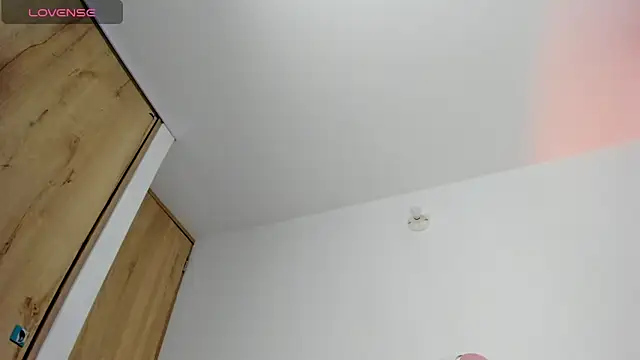 ZoeBlue6 online show from 16, 9, 2025