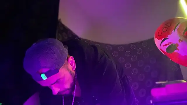 DjDiCKmannOnE online show from 20, 5, 2026