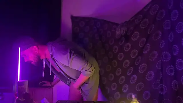 DjDiCKmannOnE online show from 14, 4, 2026