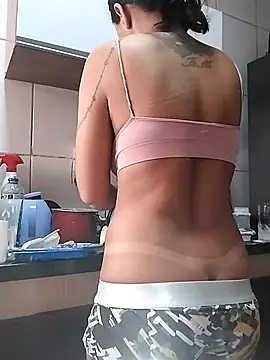 Snapshot of dyjaA chatting on 27, 10, 2025 dyjaA online show from 27, 10, 2025