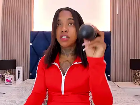 Pauline Fox online show from 28, 10, 2025