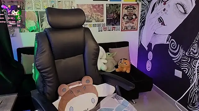 Yuhwan  online show from 21, 11, 2025