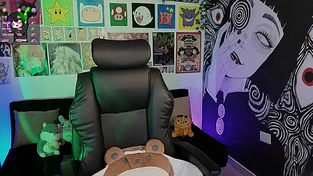 Yuhwan  online show from 18, 11, 2025