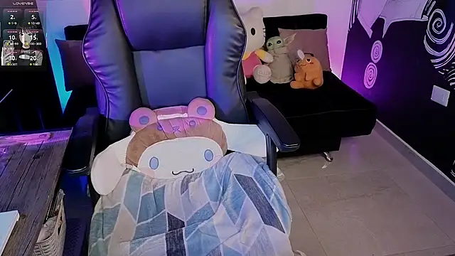 Yuhwan  online show from 13, 2, 2026