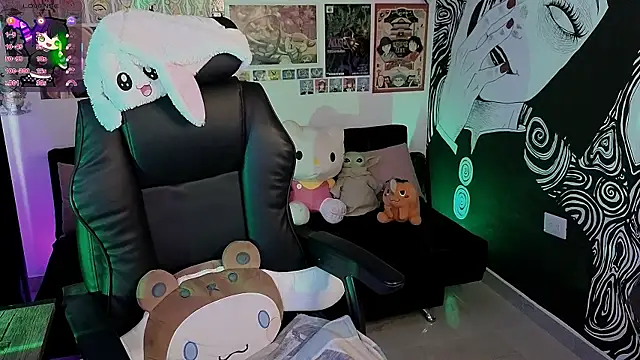 Yuhwan  online show from 17, 9, 2025