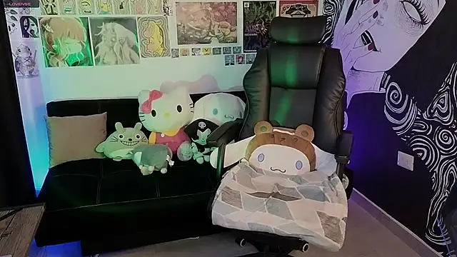 Yuhwan  online show from 9, 11, 2025