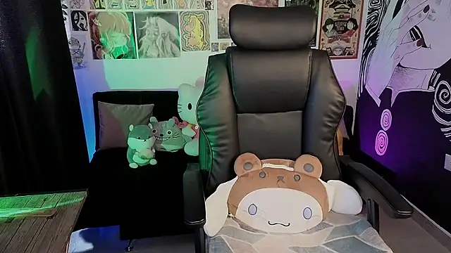 Yuhwan  online show from 22, 9, 2025