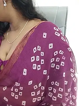 Cutee Amrita online show from 10, 7, 2026