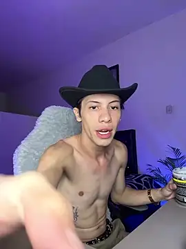 Snapshot of santiago_cutex chatting on 9, 2, 2026 santiago cutex online show from 9, 2, 2026