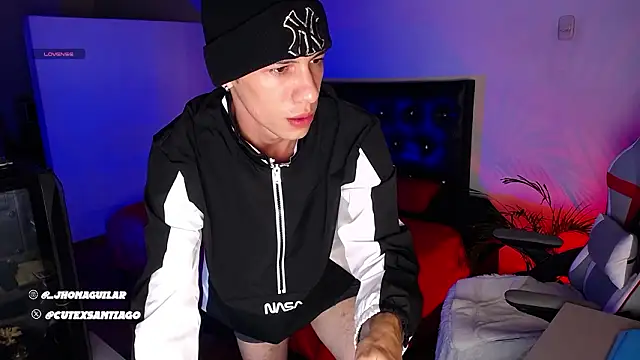 Snapshot of santiago_cutex chatting on 3, 3, 2026 santiago cutex online show from 3, 3, 2026