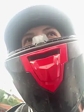 Snapshot of santiago_cutex chatting on 8, 2, 2026 santiago cutex online show from 8, 2, 2026