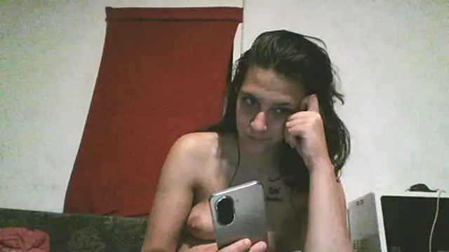 Snapshot of Themaskedgirl21 chatting on 13, 6, 2026 Themaskedgirl21 online show from 13, 6, 2026