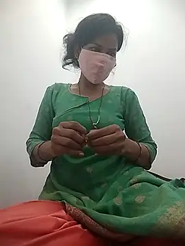 Snapshot of Miss-0012 chatting on 10, 11, 2025 Miss-0012 online show from 10, 11, 2025