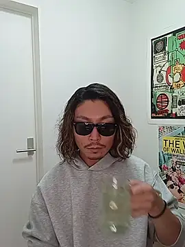 specialz0831 online show from 3, 11, 2025