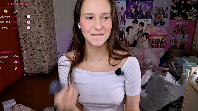 LucyRose3 online show from 4, 11, 2025