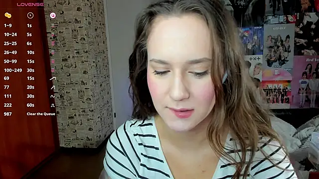 LucyRose3 online show from 22, 10, 2025