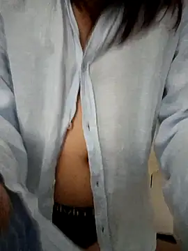 alicepavia22 online show from 4, 4, 2026