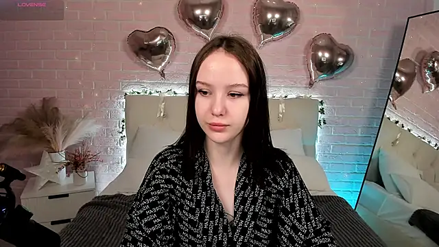 MarySparkle online show from 12, 11, 2025