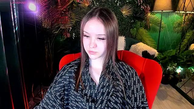 Snapshot of MarySparkle chatting on 7, 6, 2026 MarySparkle online show from 7, 6, 2026