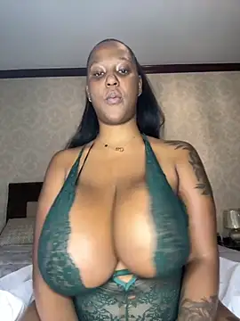 sexyBoobies98 online show from 31, 10, 2025