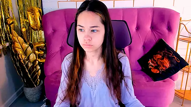 UliaNeer online show from 5, 5, 2026