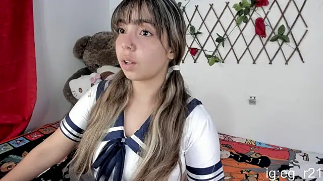 Snapshot of emma_grays2 chatting on 18, 9, 2025 emma grays2 online show from 18, 9, 2025