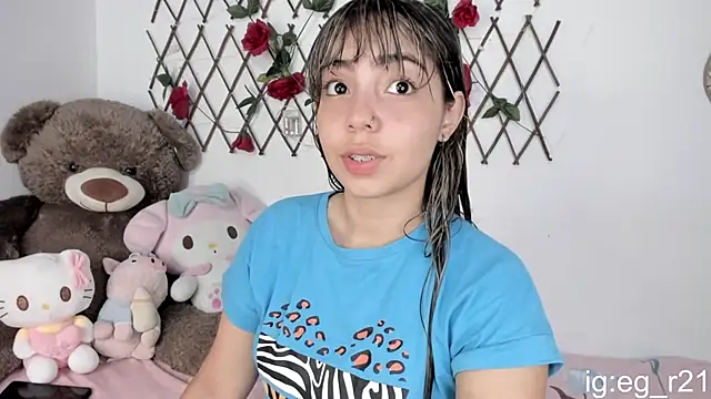 Snapshot of emma_grays2 chatting on 13, 9, 2025 emma grays2 online show from 13, 9, 2025